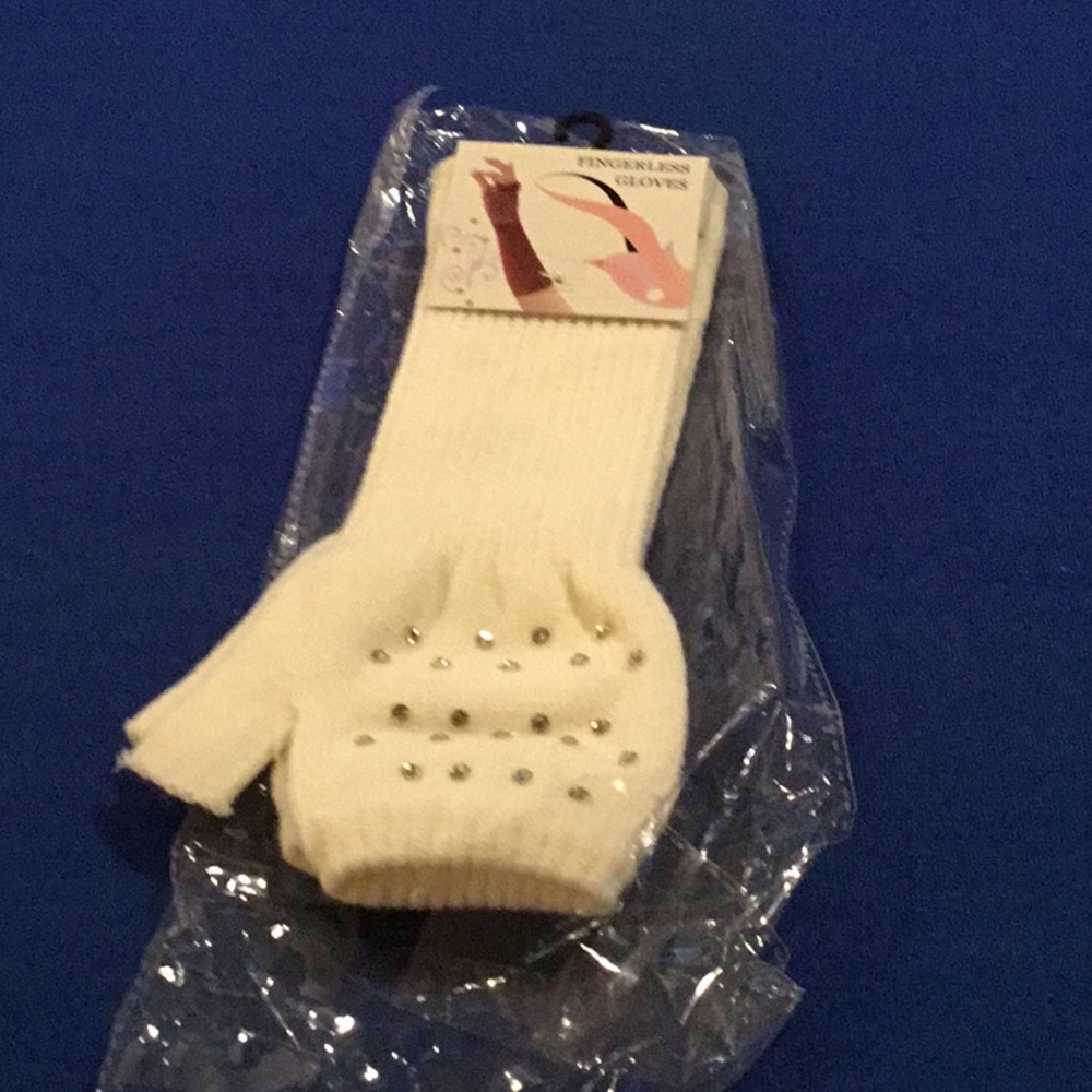 Fingerless Gloves - White
